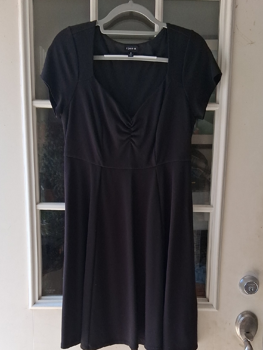 Torrid Black V-Neck Short Sleeve Midi Dress